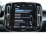 Volvo XC40 Single Motor Extended Range Plus 82 kWh | Verwarmde Voorstoelen+Stuurwiel | Warmtepomp | Semi- Elektrische Trrekhaak | Achteruitrijcamera | AppleCarplay / AndroidAuto | Keyless Entry/Start