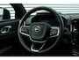 Volvo XC40 Single Motor Extended Range Plus 82 kWh | Verwarmde Voorstoelen+Stuurwiel | Warmtepomp | Semi- Elektrische Trrekhaak | Achteruitrijcamera | AppleCarplay / AndroidAuto | Keyless Entry/Start