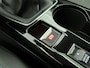 Peugeot 208 Allure 75pk | Navigatie | Achteruitrijcamera | Climate Control | Cruise Control | Parkeersensoren | Stoelverwarming | Apple Carplay / Android Auto | Armsteun | Led koplampen | Elektrisch inklapbare spiegels | Automatisch dimlicht | Regensensor | Bluetooth | Donker getint glas | 16" lichtmetalen velgen |
