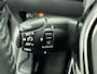 Peugeot 208 Allure 75pk | Navigatie | Achteruitrijcamera | Climate Control | Cruise Control | Parkeersensoren | Stoelverwarming | Apple Carplay / Android Auto | Armsteun | Led koplampen | Elektrisch inklapbare spiegels | Automatisch dimlicht | Regensensor | Bluetooth | Donker getint glas | 16" lichtmetalen velgen |