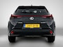 Lexus UX 250h Business Line | Apple Carplay/ Android Auto | Stuur- en Stoelverwarming | Parkeersensoren voor+achter |
