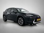 Lexus UX 250h Business Line | Apple Carplay/ Android Auto | Stuur- en Stoelverwarming | Parkeersensoren voor+achter |