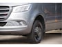 Mercedes-Benz Sprinter 519 3.0 CDI V6 L2H1 LED, LEDER, 3.5T TREKHAAK, STANDKACHEL, DUBBELLUCHT, ADAPT. CRUISE, MBUX 10'', 360 CAMERA, STOELVERWARMING, VOORRUIT VERWARMING, NAVI, CLIMA, NL AUTO, NAP