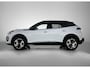 Peugeot e-2008 EV GT First Edition 54 kWh 156pk Automaat | 1ste Eigenaar | Afneembare Trekhaak | Elektrisch Verstelbare Bestuurdersstoel | Alcantara/Kunstlederen Bekleding | Navigatie | Climate Control | Cruise Control | Achteruitrijcamera | Parkeersensoren Achter | LED Koplampen | 17" Lichtmetalen Velgen | Apple Carplay/Android Auto |
