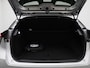 MG 4 MG4 64 kWh Luxury 204PK | Navigatie | Half-Lederen Bekleding | 360 Camera | Apple CarPlay & Android Auto