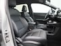 MG 4 MG4 64 kWh Luxury 204PK | Navigatie | Half-Lederen Bekleding | 360 Camera | Apple CarPlay & Android Auto