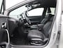 MG 4 MG4 64 kWh Luxury 204PK | Navigatie | Half-Lederen Bekleding | 360 Camera | Apple CarPlay & Android Auto