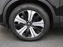 Volvo XC40 Recharge Core 232PK | Navigatie | Allseason-banden | Grootlicht-assistent |  Achteruitrijcamera + parkeersensoren | Climate control | Apple CarPlay & Android Auto