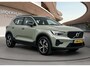 Volvo XC40 2.0 B4 Plus Dark | Trekhaak | Voorruitverwarming | Elektrische stoelen | Harman Kardon | Adaptieve cruise | BLIS | 18" |