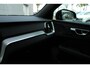Volvo V60 T6 Plug-in hybrid AWD Plus Dark | Trekhaak Elektrisch Uitklapbaar | Verwarmbare voorstoelen en achterbank | Rondomzicht Camera | Premium Audio by Harman Kardon | Verwarmbare voorruit | Elektrisch Verstelb. Bestuurdersstoel Met Geheugen | Electronic Climate Controle |
