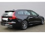 Volvo V60 2.0 T6 Plug-in hybrid AWD Plus Dark | Lichtmetalen Velgen 6-Spaaks 19" | Lederen Bekleding | Rondomzicht Camera | Trekhaak Elektrisch Uitklapbaar | Verwarmbare Voorruit | Premium Audio by Harman Kardon |  Elektrisch Verstelb. Bestuurdersstoel Met Geheugen | Electronic Climate Controle | Voorstoelen Verwarmd En Elektrische Lendesteunen |