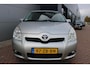 Toyota Verso 1.8 VVT-i Luna 7p. Airco Navi Trekhaak APK tot 14-12-2026