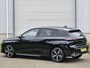 Peugeot 308 GT 136 Hybrid Automaat / NIEUW / Fabrieksgarantie tot 28-3-2027 / Adaptief Cruise Control / Achteruitrijcamera / Apple Carplay & Android Auto / Climate Control / Navigatie /