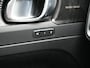 Volvo XC40 T4 Recharge R-Design Plug In Hybrid 211pk Dealer O.H PHEV | Panodak | Adaptive Cruise | 360 Camera | Alcantara Sportstoelen Memory & Verwarmd | Harman & Kardon | Apple Carplay | Stuur Verwarmd | Navigatie | Virtual | DAB |