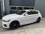 BMW 1-Serie 118i 136pk Automaat Executive PDC Navigatie LED
