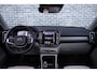 Volvo XC40 1.5 T2 Inscription | Trekhaak | Panoramadak | Adaptive cruise control | Lederen bekleding | Alarm | Dode hoek detectie BLIS | Elektrisch stoelverstelling | Stoel- en stuurverwarming | Navigatie | Apple Carplay / Android Auto |