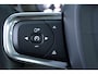 Volvo XC40 1.5 T2 Inscription | Trekhaak | Panoramadak | Adaptive cruise control | Lederen bekleding | Alarm | Dode hoek detectie BLIS | Elektrisch stoelverstelling | Stoel- en stuurverwarming | Navigatie | Apple Carplay / Android Auto |