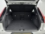 Volvo XC40 2.0 B4 Plus Dark | Trekhaak | Reserve wiel | BLIS | Adaptive Cruiscontrol | Verwarmbare voorruit | Elektrische achterklep |