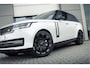 Land Rover Range Rover P460e HSE | 23 Inch Gloss Black | Shadow Pack | El.trekhaak | Pano | Head-up | Softclos