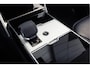Land Rover Range Rover P460e HSE | 23 Inch Gloss Black | Shadow Pack | El.trekhaak | Pano | Head-up | Softclos