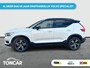 Volvo XC40 2.0 B3 R-Design | SkyRoof | Pilot Assist| Park Assist | 18" Lm-velgen | Two Tone Lak | Apple Carplay / Android Auto