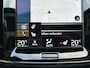Volvo XC40 2.0 B3 R-Design | Schuifdak | Pilot Assist| Park Assist | 18" Lm-velgen | Two Tone Lak | Apple Carplay / Android Auto