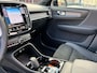 Volvo XC40 2.0 B3 R-Design | Schuifdak | Pilot Assist| Park Assist | 18" Lm-velgen | Two Tone Lak | Apple Carplay / Android Auto