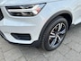Volvo XC40 2.0 B3 R-Design | Schuifdak | Pilot Assist| Park Assist | 18" Lm-velgen | Two Tone Lak | Apple Carplay / Android Auto