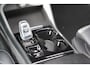 Volvo XC40 1.5 T5 Recharge Inscription | Dealer onderhouden | Harman Kardon | Elektrisch verstelbare voorstoelen | Panoramisch schuif/kanteldak | Stuurwielverwarming | Parkeerverwarming met timer | 360 graden camera |