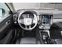Volvo XC40 1.5 T5 Recharge Inscription | Dealer onderhouden | Harman Kardon | Elektrisch verstelbare voorstoelen | Panoramisch schuif/kanteldak | Stuurwielverwarming | Parkeerverwarming met timer | 360 graden camera |