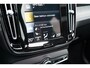 Volvo XC40 1.5 T5 Recharge Inscription | Dealer onderhouden | Harman Kardon | Elektrisch verstelbare voorstoelen | Panoramisch schuif/kanteldak | Stuurwielverwarming | Parkeerverwarming met timer | 360 graden camera |