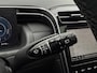 Hyundai Tucson 1.6 T-GDI PHEV Premium Sky 4WD / Lederen Bekleding / NL auto / Open dak / Stoel verwarming en Ventilatie / 19" Lm velgen / Fabrieksgarantie t/m 10-2028 /