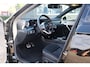 Mercedes-Benz A-klasse 180 Business Solution AMG