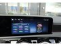Mercedes-Benz A-klasse A250e AMG 218pk Hybrid Panoramadak Night pakket Widescreen Sfeerverlichting 19" LMV NLauto