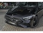 Mercedes-Benz A-klasse A250e AMG 218pk Hybrid Panoramadak Night pakket Widescreen Sfeerverlichting 19" LMV NLauto