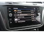 Volkswagen Tiguan Allspace 1.5 TSI Life Business - 7 PERSOONS - PANODAK - TREKHAAK - VIRT. COCKPIT -