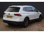 Volkswagen Tiguan Allspace 1.5 TSI Life Business - 7 PERSOONS - PANODAK - TREKHAAK - VIRT. COCKPIT -