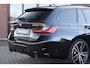 BMW 3-Serie Touring 330e xDrive M-Sport Pro Pano M-zetels ACC HUD 19inch El-klep