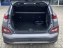 Hyundai Kona Electric EV Premium 64 kWh 204PK SOH 100%, Trekhaak, Head up, Rijklaar met beurt & garantie!