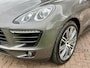 Porsche Macan 3.0 S Automaat | Leer, Panoramadak, Luchtvering, Trekhaak, Stoelverwarming V+A, PDC, Navigatie, Bi-xenon, USB, 21''
