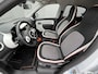 Renault Twingo Z.E. R80 Série Limitée Vibes / 100% Onderhouden / Achteruitrijcamera / Apple Carplay & Android Auto / Navigatie full map / Verwarmde Voorstoelen / Cruise- en Climate Control / Parkeersensoren achter / DAB Radio