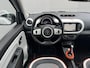 Renault Twingo Z.E. R80 Série Limitée Vibes / 100% Onderhouden / Achteruitrijcamera / Apple Carplay & Android Auto / Navigatie full map / Verwarmde Voorstoelen / Cruise- en Climate Control / Parkeersensoren achter / DAB Radio
