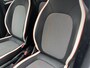 Renault Twingo Z.E. R80 Série Limitée Vibes / 100% Onderhouden / Achteruitrijcamera / Apple Carplay & Android Auto / Navigatie full map / Verwarmde Voorstoelen / Cruise- en Climate Control / Parkeersensoren achter / DAB Radio