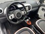 Renault Twingo Z.E. R80 Série Limitée Vibes / 100% Onderhouden / Achteruitrijcamera / Apple Carplay & Android Auto / Navigatie full map / Verwarmde Voorstoelen / Cruise- en Climate Control / Parkeersensoren achter / DAB Radio