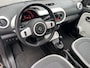 Renault Twingo SCe 70 EDC Collection Automaat / 100% Onderhouden / Parkeersensoren achter / Radio / Bluetooth / Elektrische Ramen voor / Airco