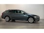 Skoda Superb Combi 1.5 TSI 150pk DSG ACT Business Edition Panoramadak Camera Stoelverwarming Sfeerverlichting