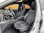 Mercedes-Benz A-klasse 180 Business Solution AMG | Panoramadak | Memory Stoelen | Sfeerverlichting | Multibeam Led | Camera | Keyless | Afneembare Trekhaak | Stoelverwarming | Apple Carplay | Android Auto |