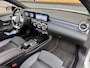 Mercedes-Benz A-klasse 180 Business Solution AMG | Panoramadak | Memory Stoelen | Sfeerverlichting | Multibeam Led | Camera | Keyless | Afneembare Trekhaak | Stoelverwarming | Apple Carplay | Android Auto |