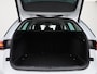 Skoda Octavia Combi 1.5 TSI MHEV Business Edition Metallic lak | Donker getint glas achter | Travel Assist Pakket | Comfort Pakket | Wegklapbare trekhaak | Navigatie Pakket