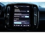Volvo EX40 Single Motor Extended Range Plus 82 kWh | Lichtmetalen Velgen 5-Spaaks 19" | Stoffen Bekleding | Electronic Climate Controle | Voorstoelen + Stuurwiel Verwarmd  | Warmtepomp | Premium Audio by Harman Kardon | Google Navigatiesysteem | Apple Carplay/Android Auto | Cruise Control Adaptief Met Stop&Go En Stuurhulp |